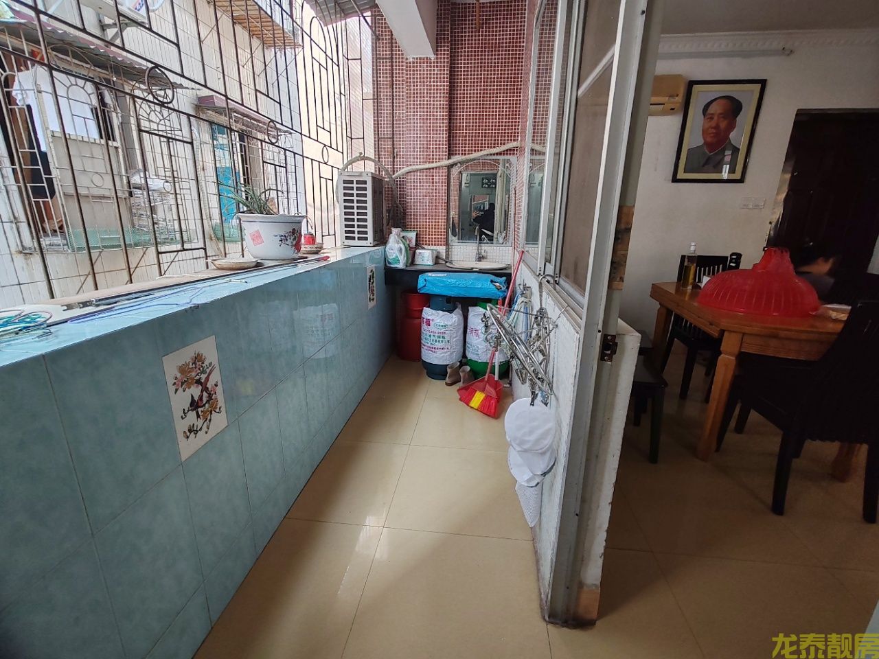 老城区稀缺大四房！138㎡精装步梯6楼，实用为王